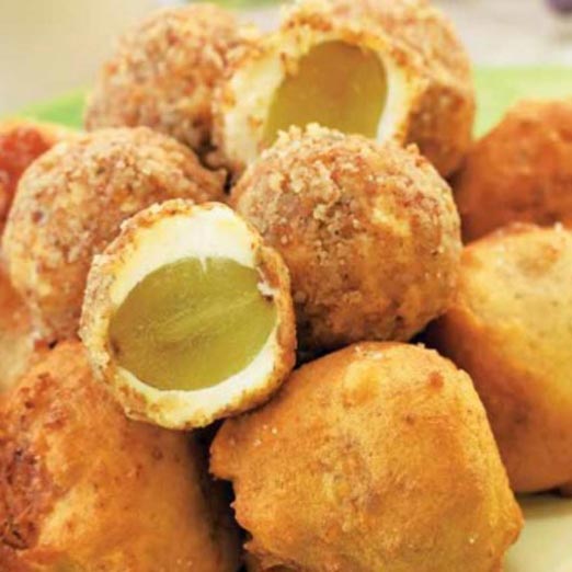 battered-cream-cheese-grapes