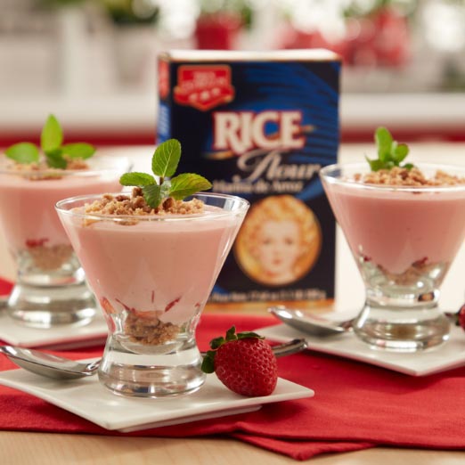 strawberry-cheesecake-in-a-glass